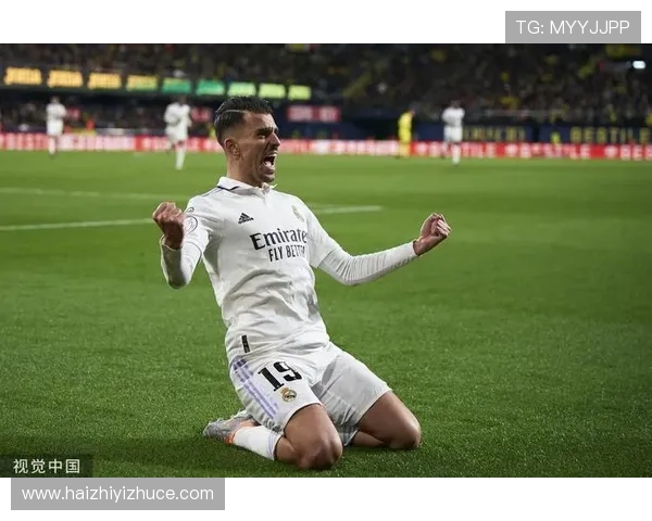 黄潜球员怒斥裁判判罚维尼修斯跳跃行为质疑红牌不公正